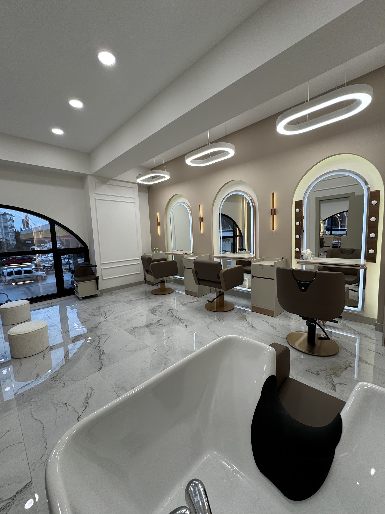 Kadir Alkan Sakarya Hair Artist Bay Bayan Kuaför