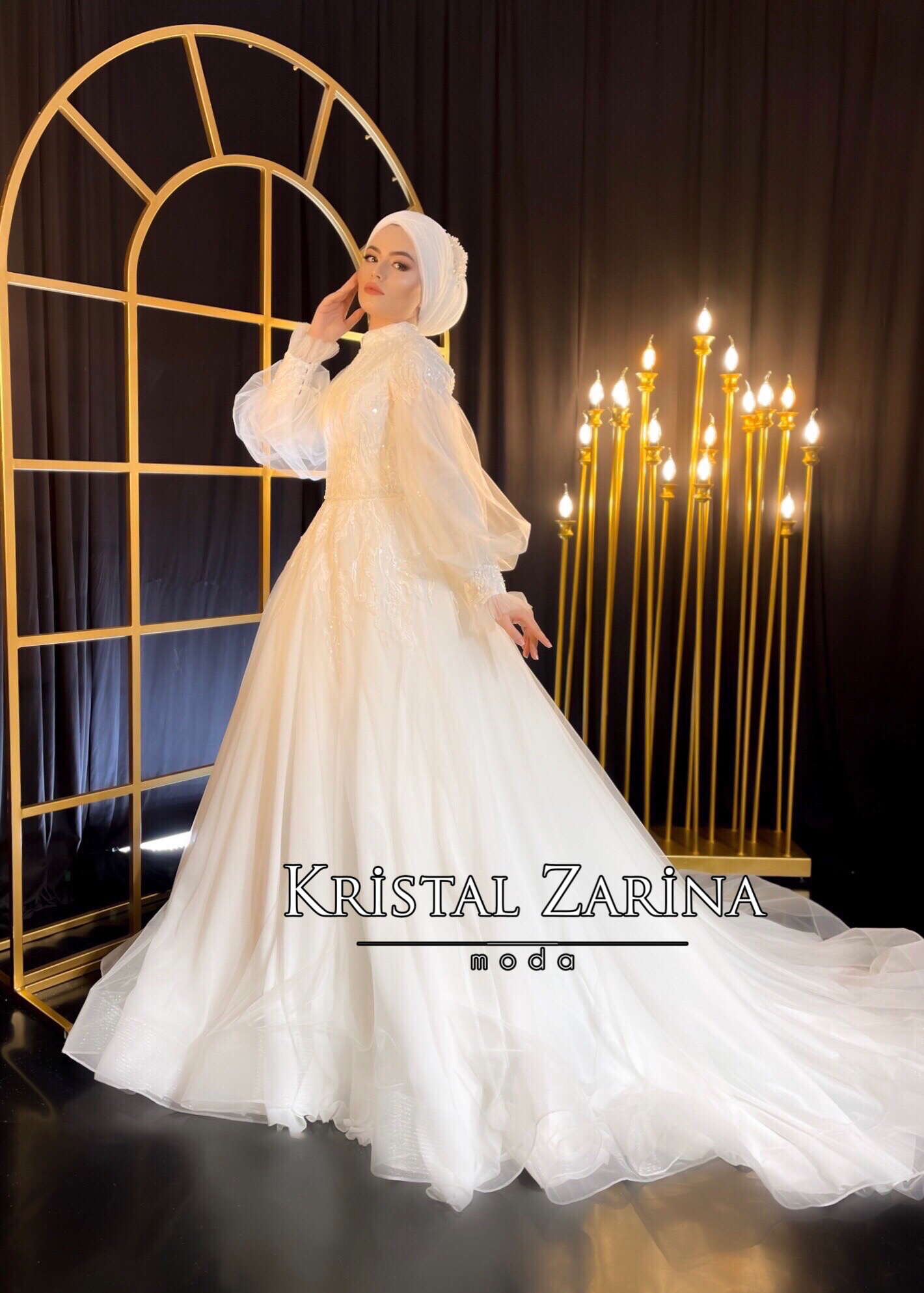 Kristal Zarina Sakarya Moda Evi