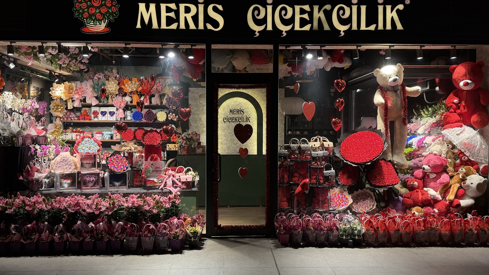 Meris Çiçekçilik-Serdivan Çiçekçi kır düğünü mekanı — Serdivan